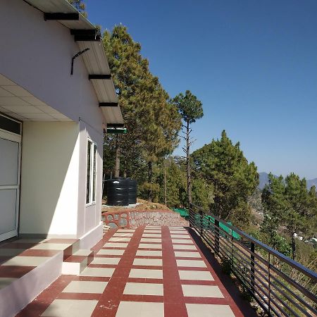 Hotel Suman Paradise נייניטל מראה חיצוני תמונה