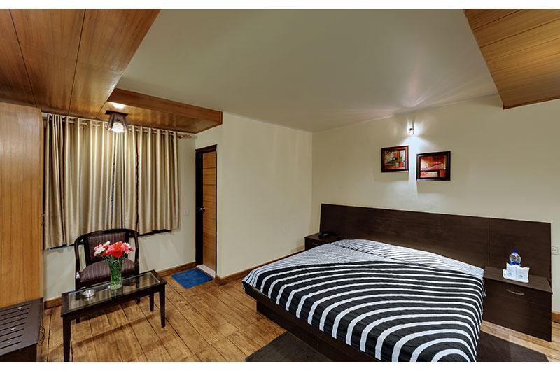Hotel Suman Paradise נייניטל מראה חיצוני תמונה